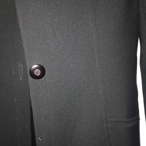 Black Wool Crepe Jacket with option fur trim - Picture 4 of 7